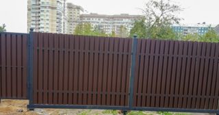 Купить распашные ворота из штакетника Сыктывкар, цена от 2714 руб.
