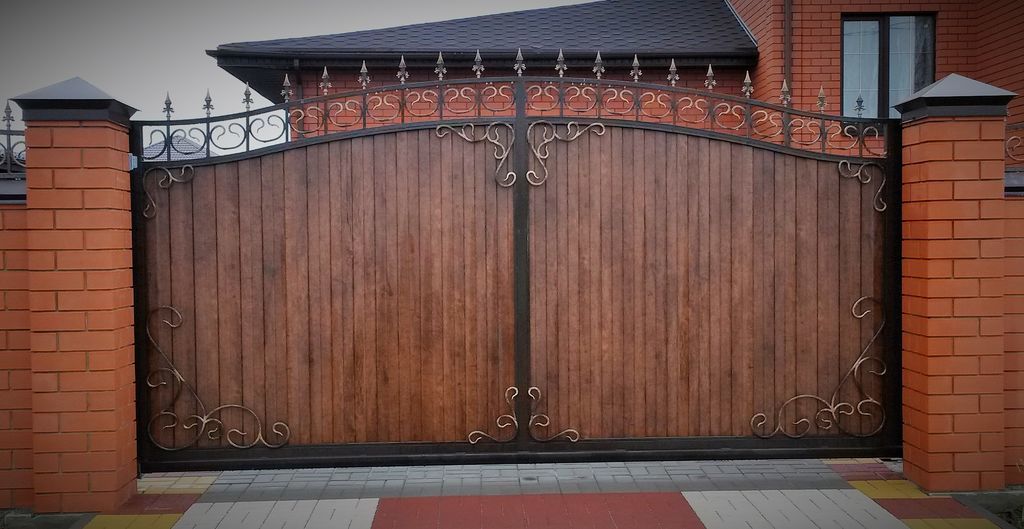 Купить простые ворота для дома: советы по выбору, установке и уходу в Сыктывкаре от 32762 руб | ВоротМастер-Скт
